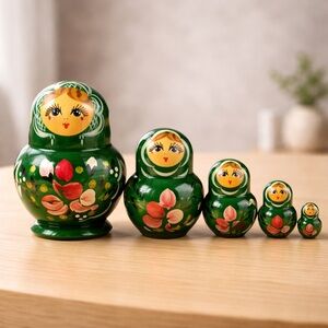Russian Nesting Matryoshka Dolls 5 Set Hand Painted Green Pink Floral Stacking
